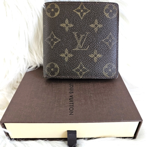 🔥 Louis Vuitton Bifold Wallet 🔥 - Picture 1 of 10